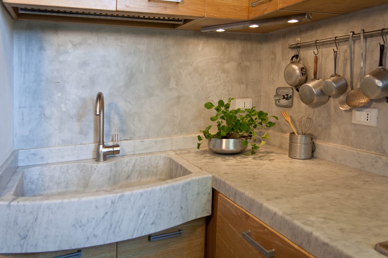 Lavello cucina classico in marmo